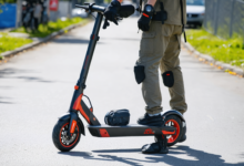 Comment optimiser la vitesse de votre trottinette électrique : astuces et conseils pour la débrider en toute sécurité